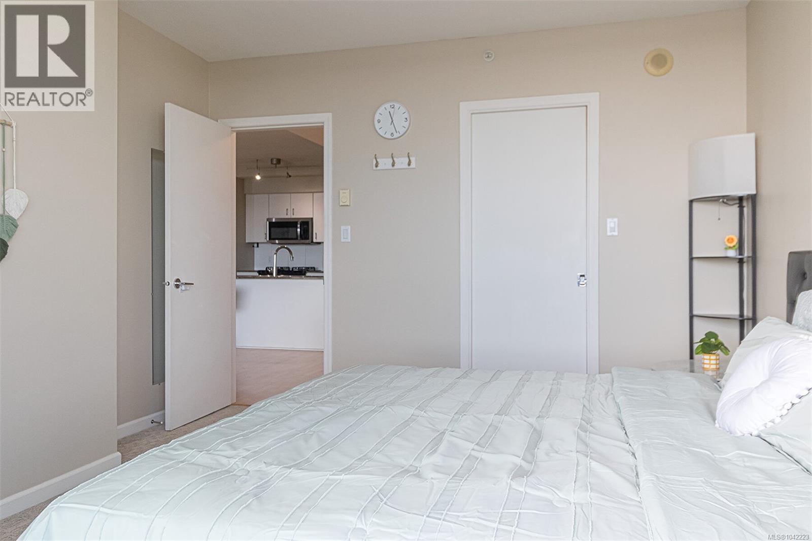 #816 160 Wilson St - 20