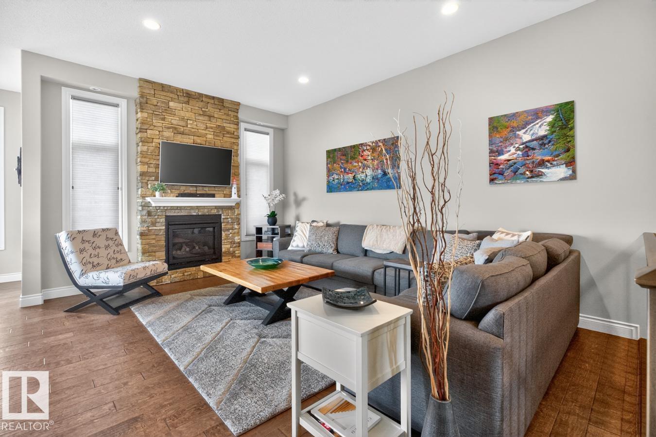 4232 8 ST NW - 13