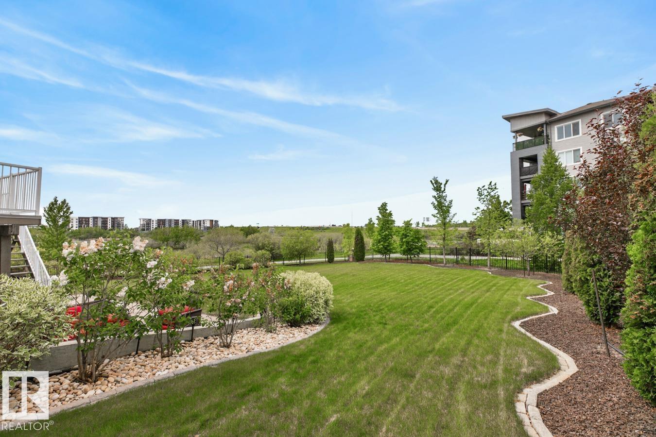 4232 8 ST NW - 43