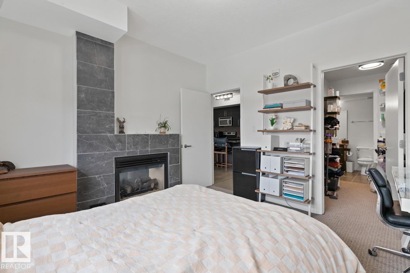 #408 11203 103A AV NW - 15