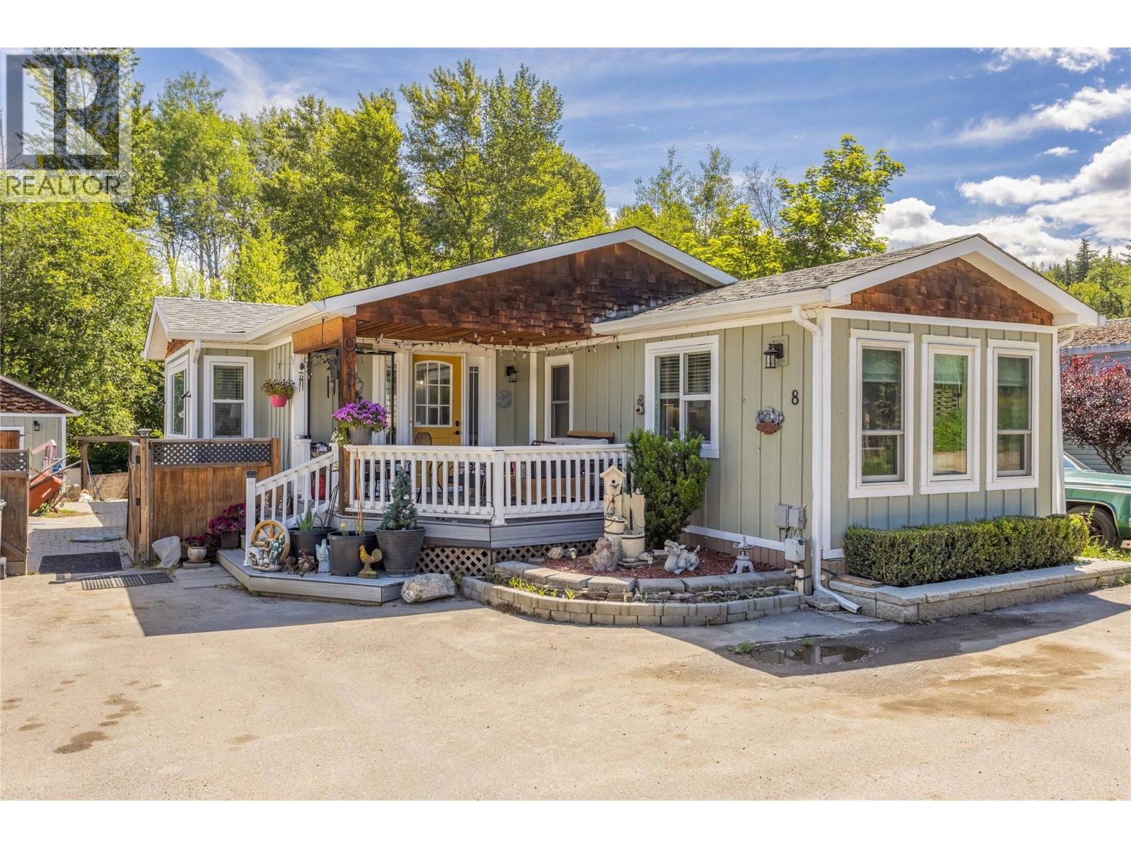#8 4355 Jaud Road - 1
