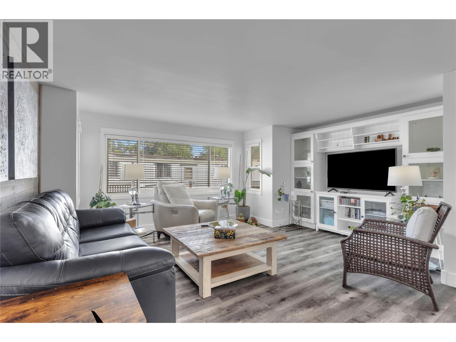 #8 4355 Jaud Road - 13