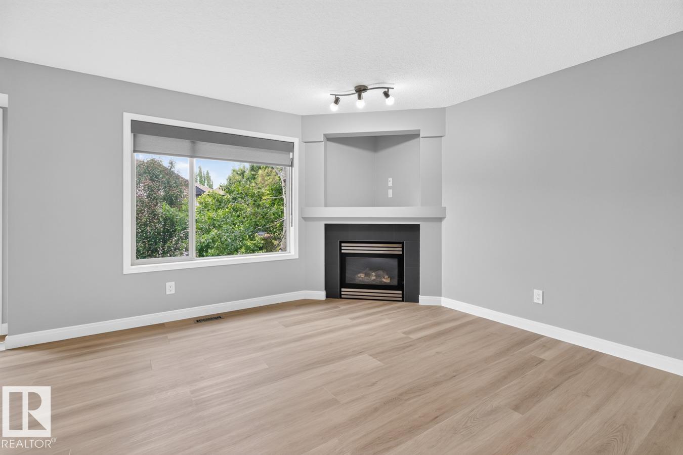 #120 21 SUMMERWOOD DR - 14