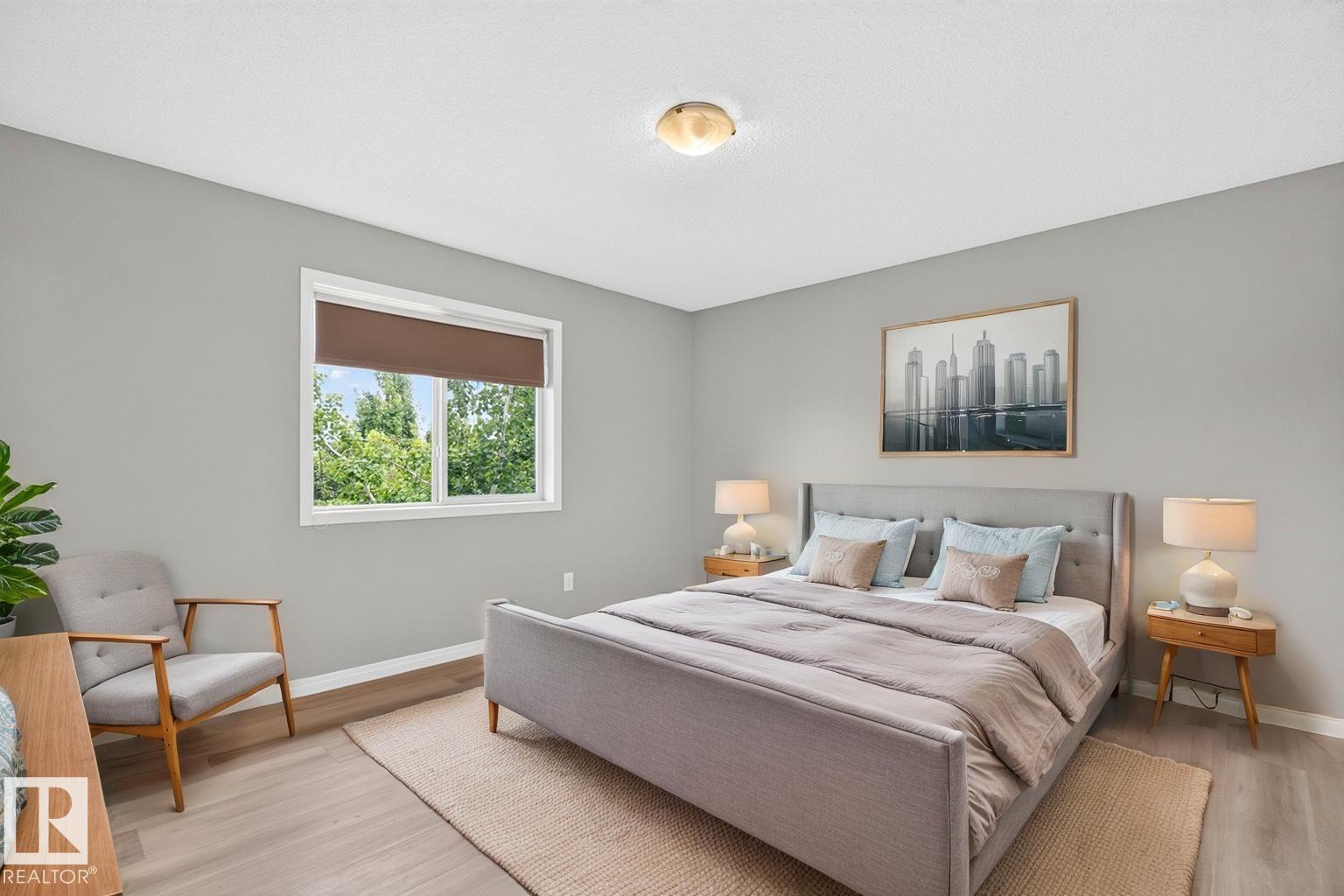 #120 21 SUMMERWOOD DR - 6