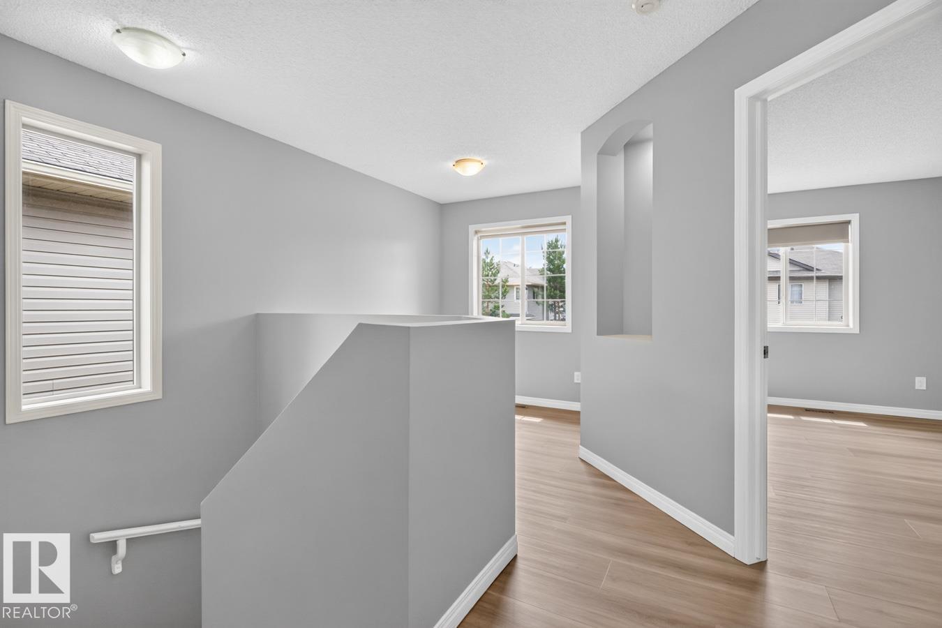 #120 21 SUMMERWOOD DR - 28