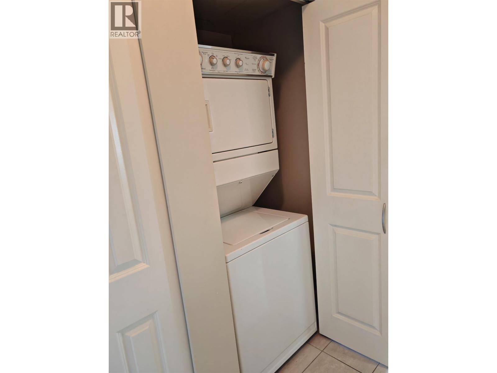 1 Bed, 1 Bath House for Sale in Vancouver – 2509 5380 OBEN STREET, Vancouver – MLS# R3137903 - Image 8
