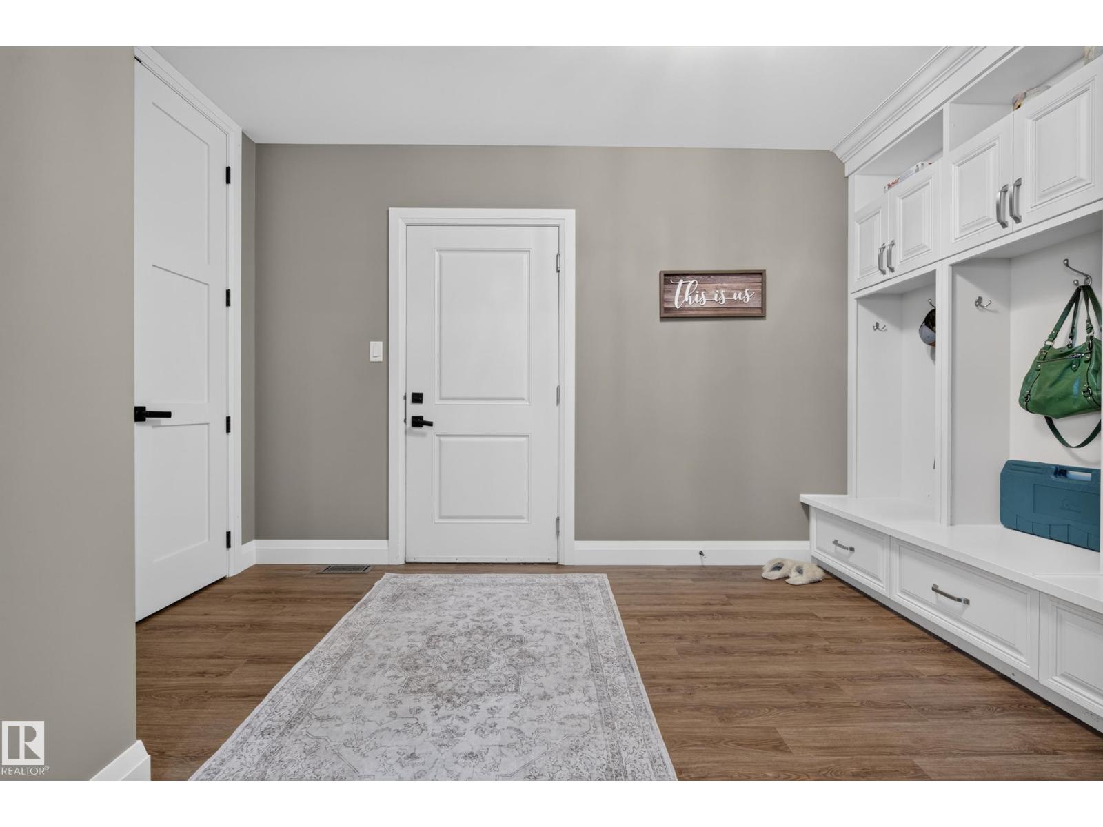 #224 52367 RGE ROAD 223 - 33