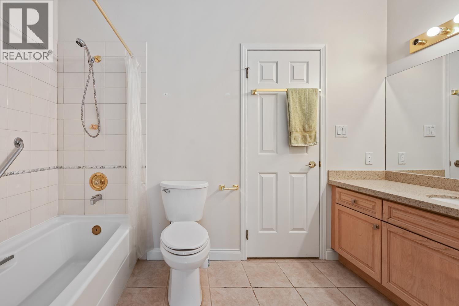 #27-7695 ST. ALBANS Road, Richmond