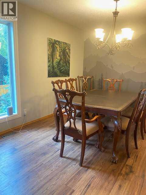 107 2A Avenue NW — photo 9