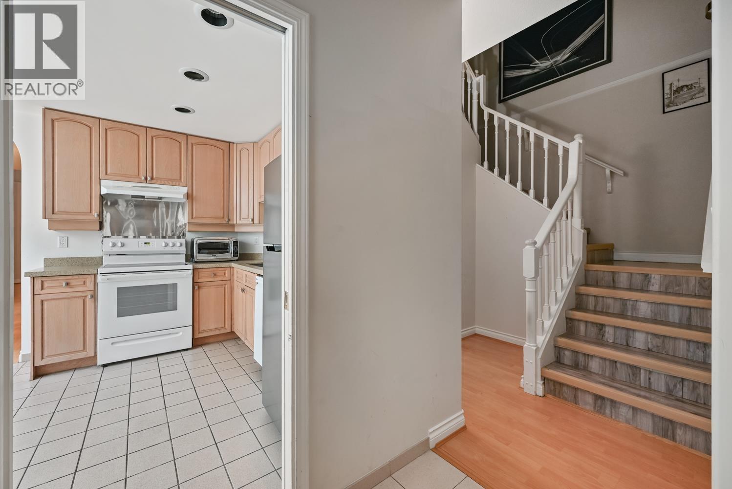 #27-7695 ST. ALBANS Road, Richmond