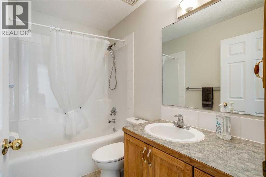 107 2A Avenue NW — photo 22