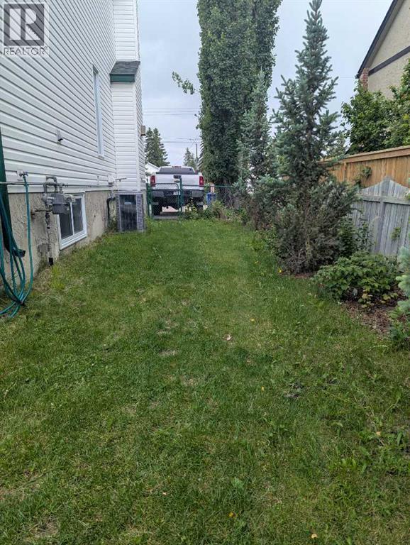 107 2A Avenue NW — photo 32