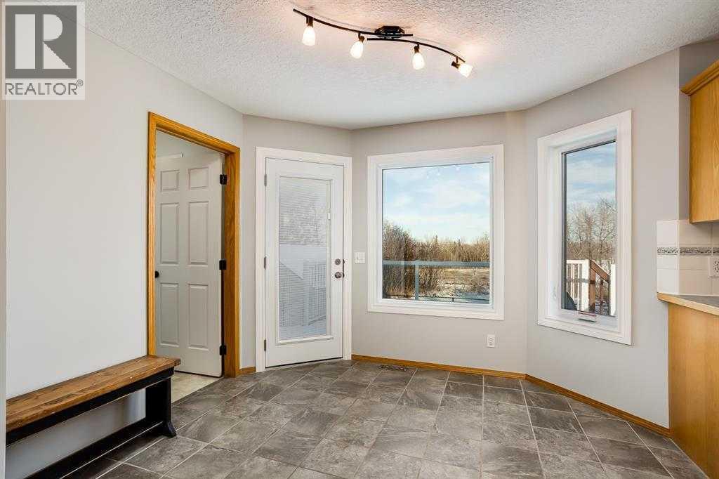 107 2A Avenue NW — photo 16