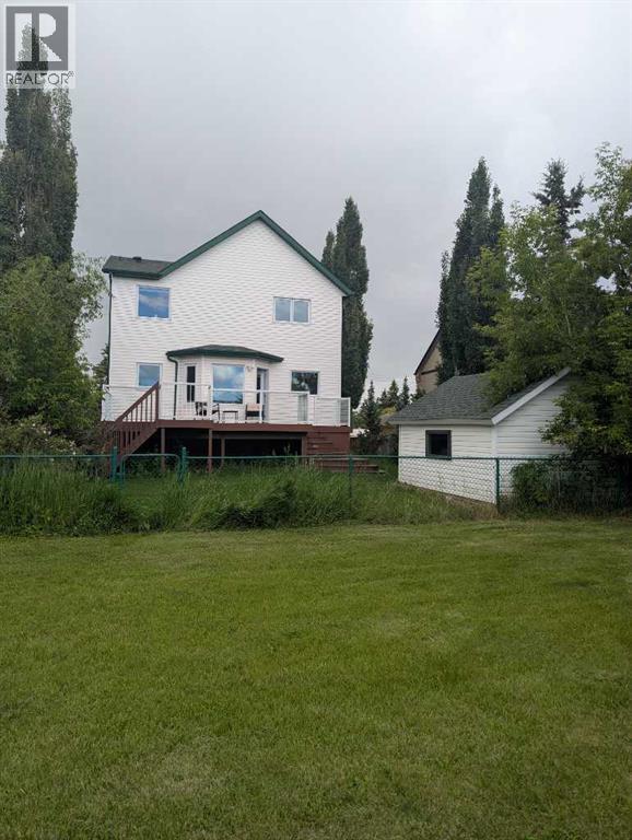 107 2A Avenue NW — photo 37