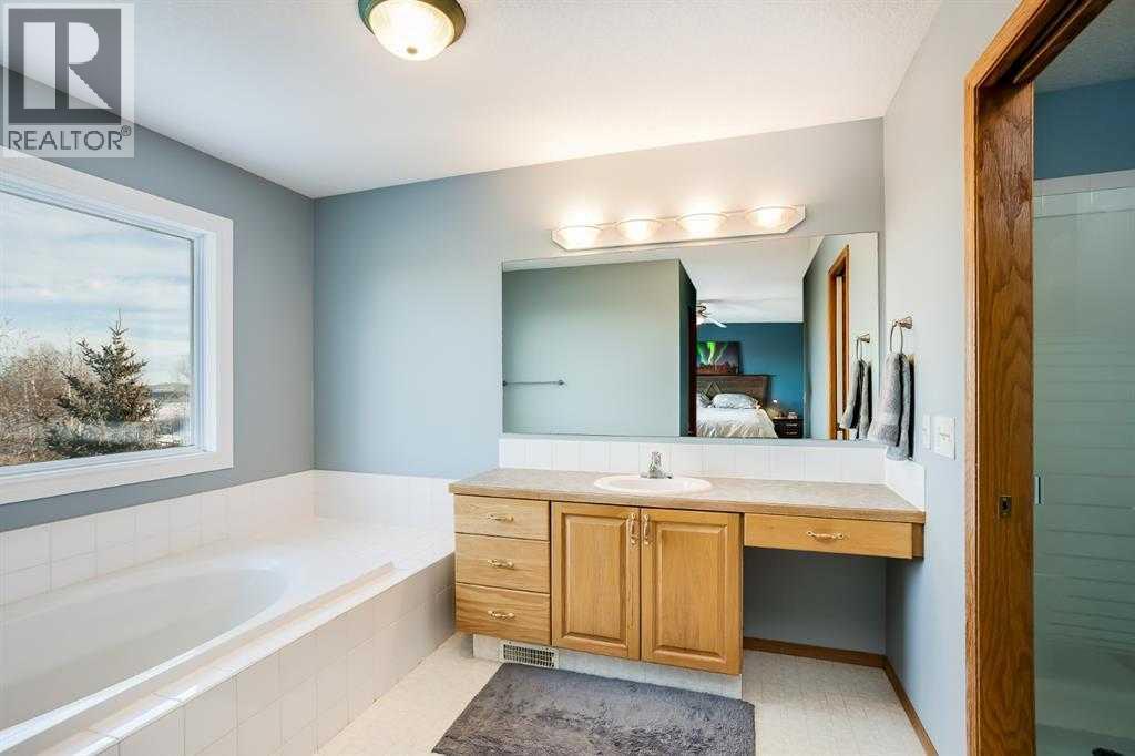 107 2A Avenue NW — photo 21
