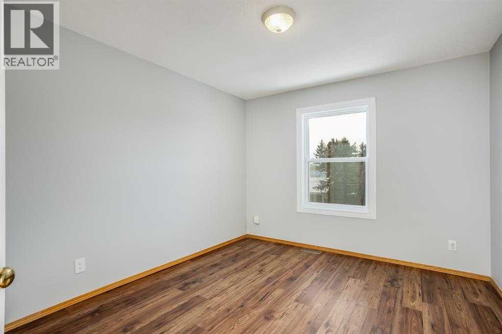 107 2A Avenue NW — photo 25