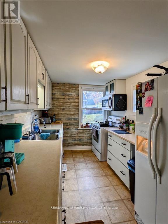 332 MILL STREET - 19