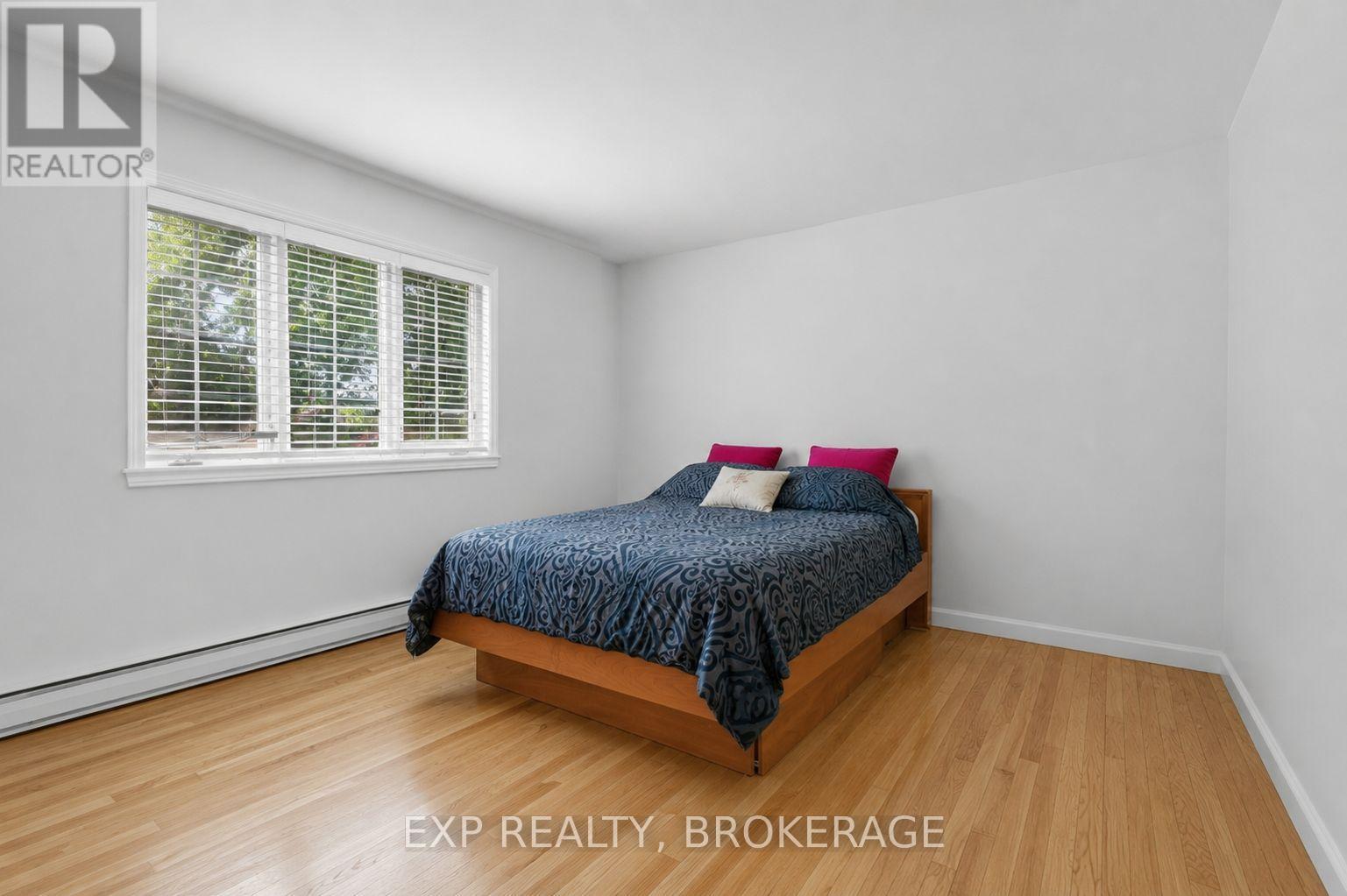 395 CARRIE CRESCENT - Image 10