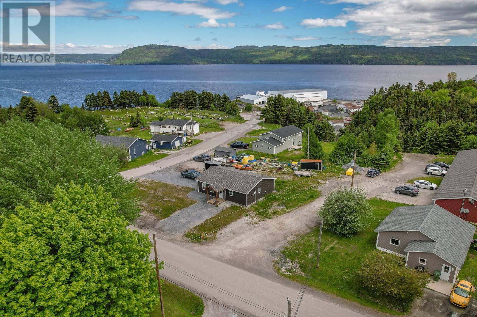 51 Hillview Road - 2
