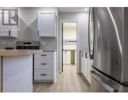 51 Hillview Road thumbnail 5
