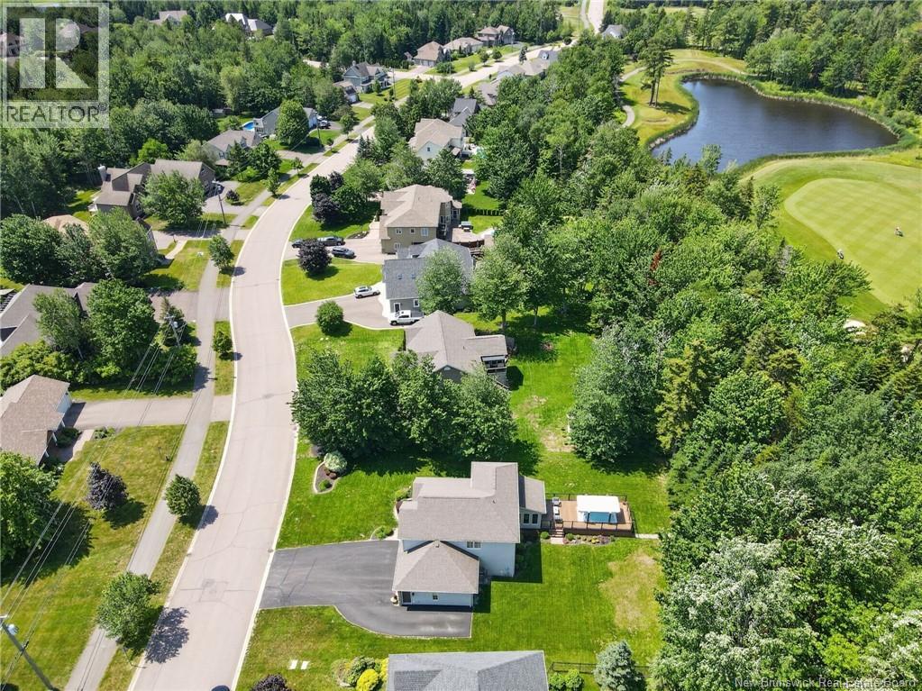 142 Du Golf Street - 49
