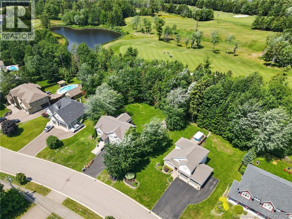 142 Du Golf Street - 48