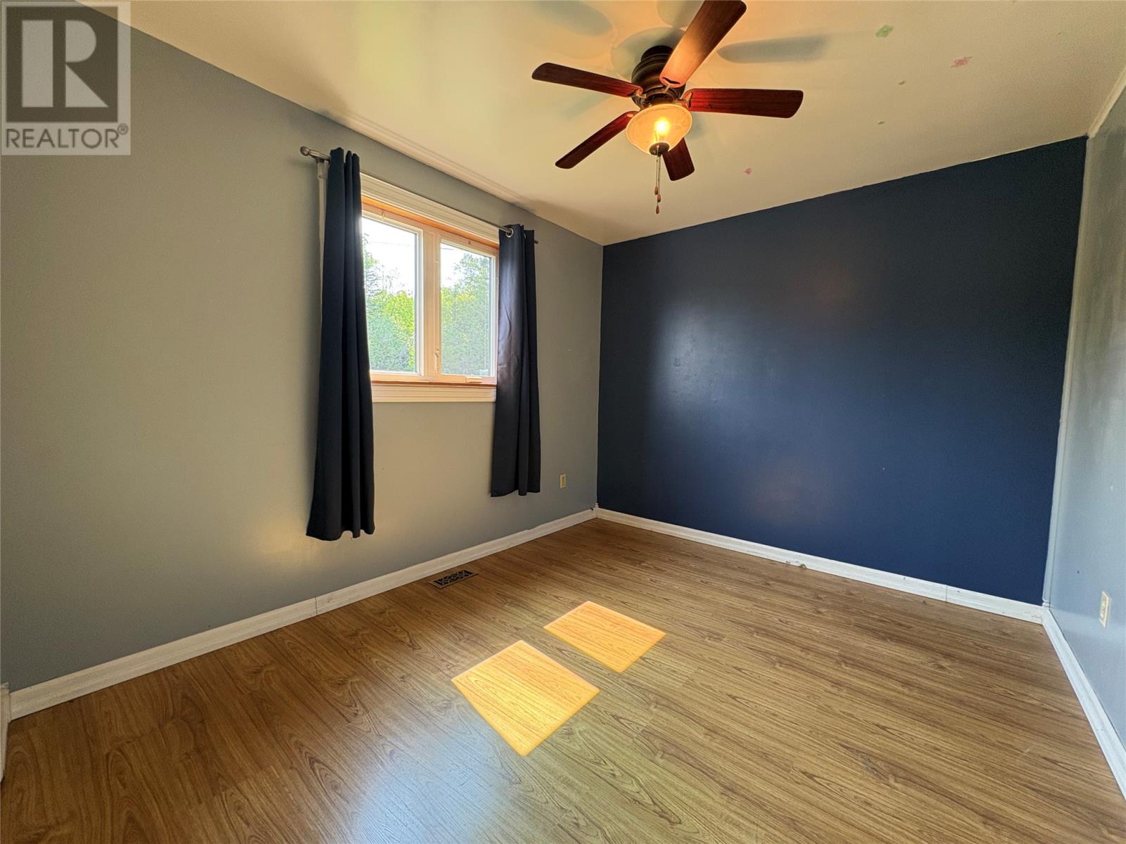 710 Main Road - 12