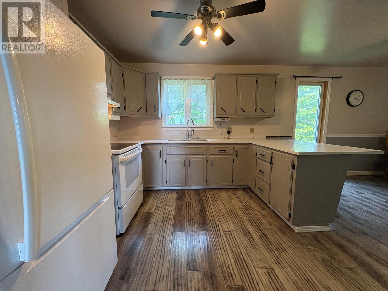 710 Main Road - 5