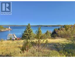 148 Goose Bay Drive thumbnail 3