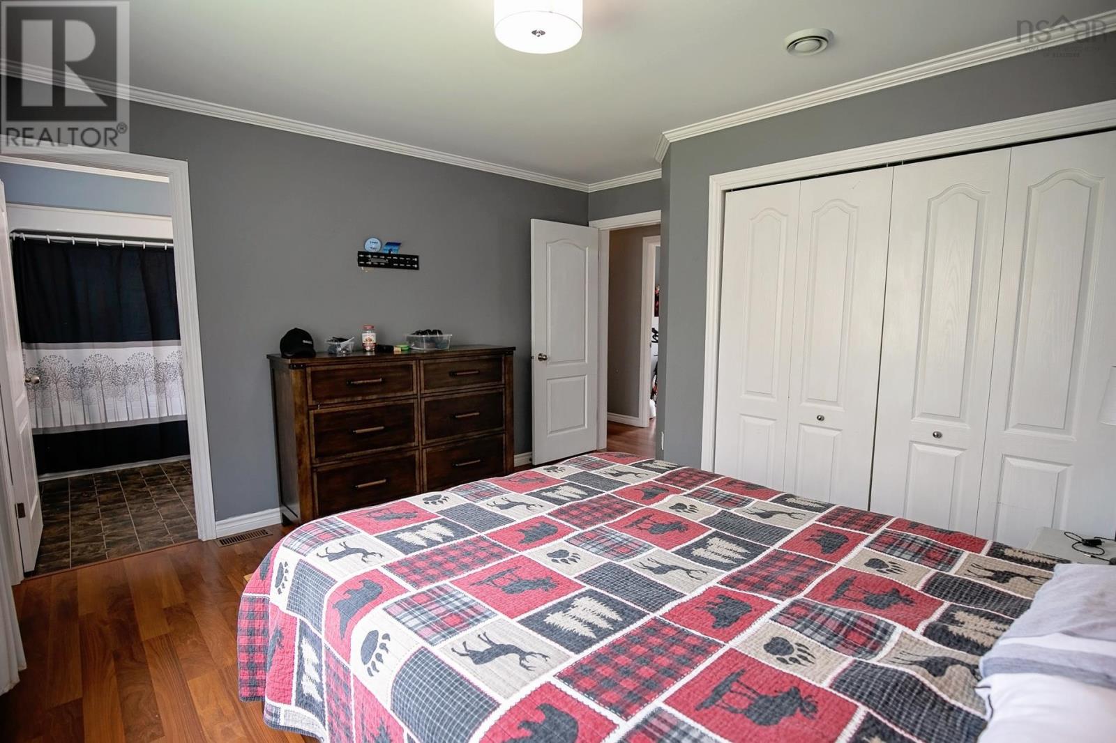 1223 Southampton Road - 27