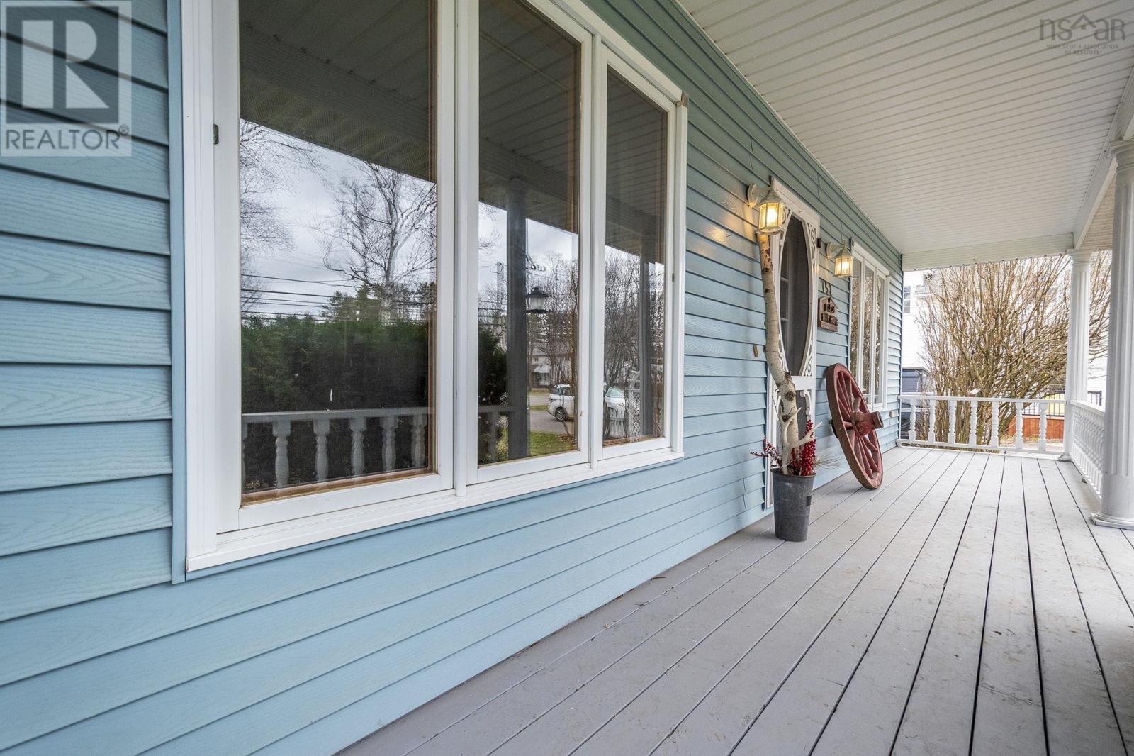 752 Main Street - 47