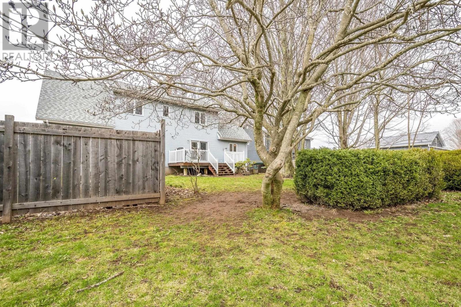 752 Main Street - 44