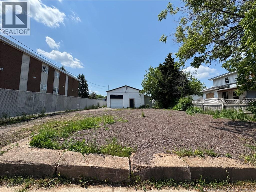 190 Spruce Street, Moncton — photo 3