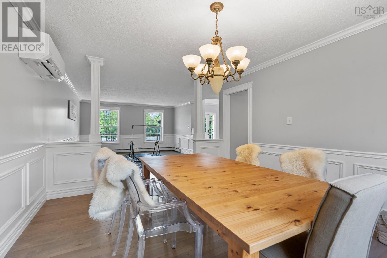 275 Canterbury Lane - 13