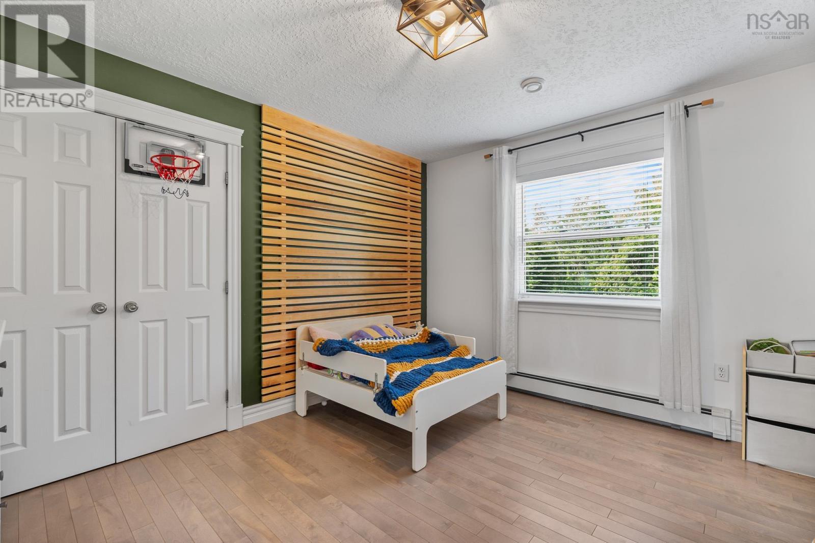 275 Canterbury Lane - 28