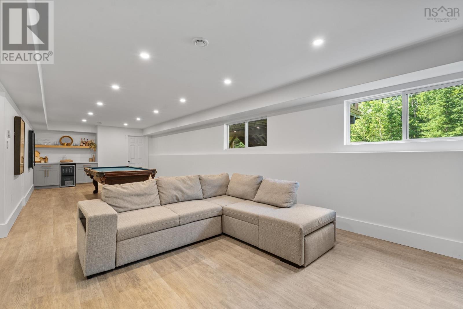 275 Canterbury Lane - 35