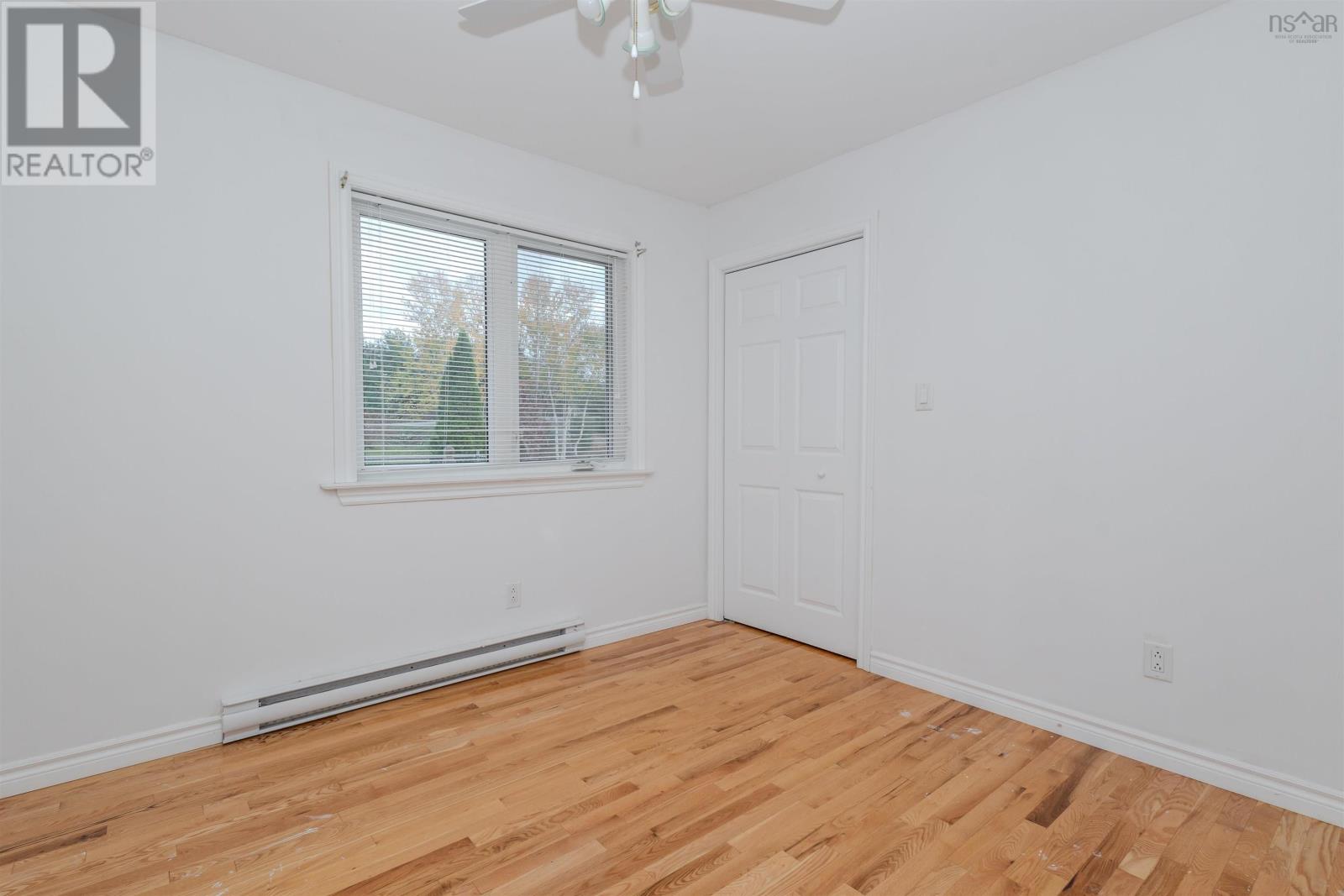 103 Paradise Road - 21