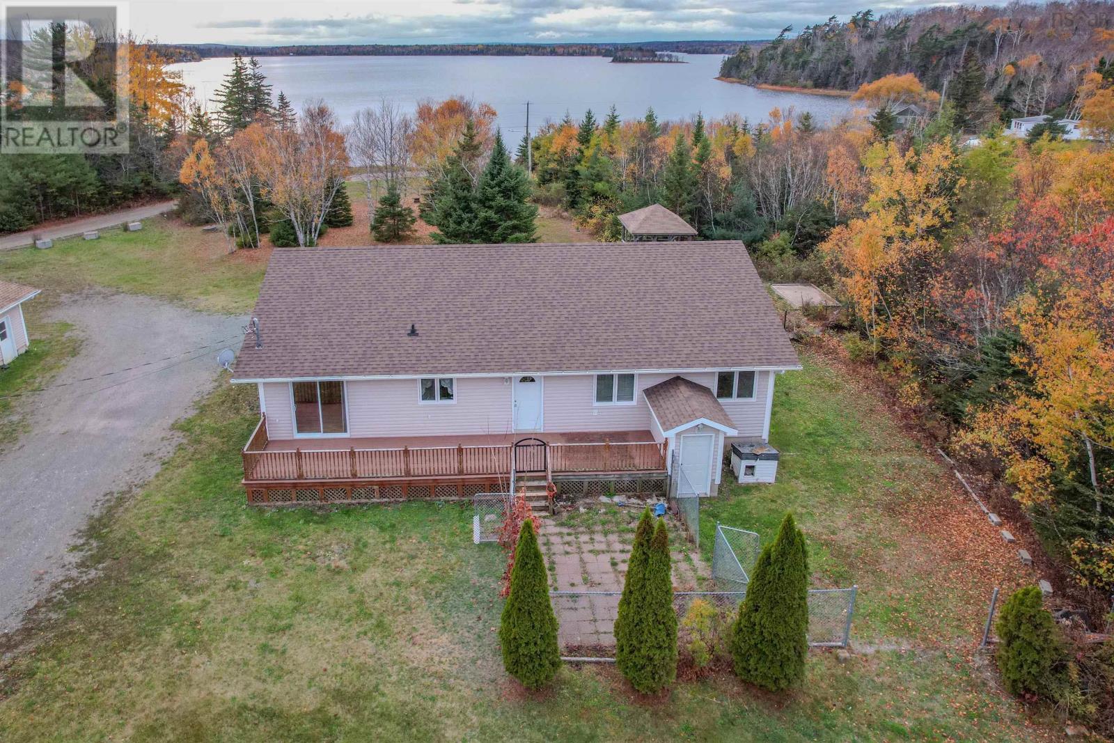 103 Paradise Road - 23