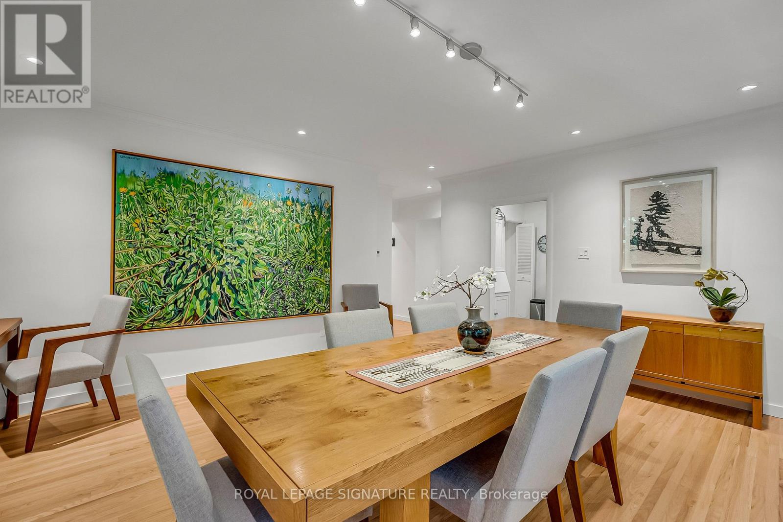 55 HEMFORD CRESCENT - 11