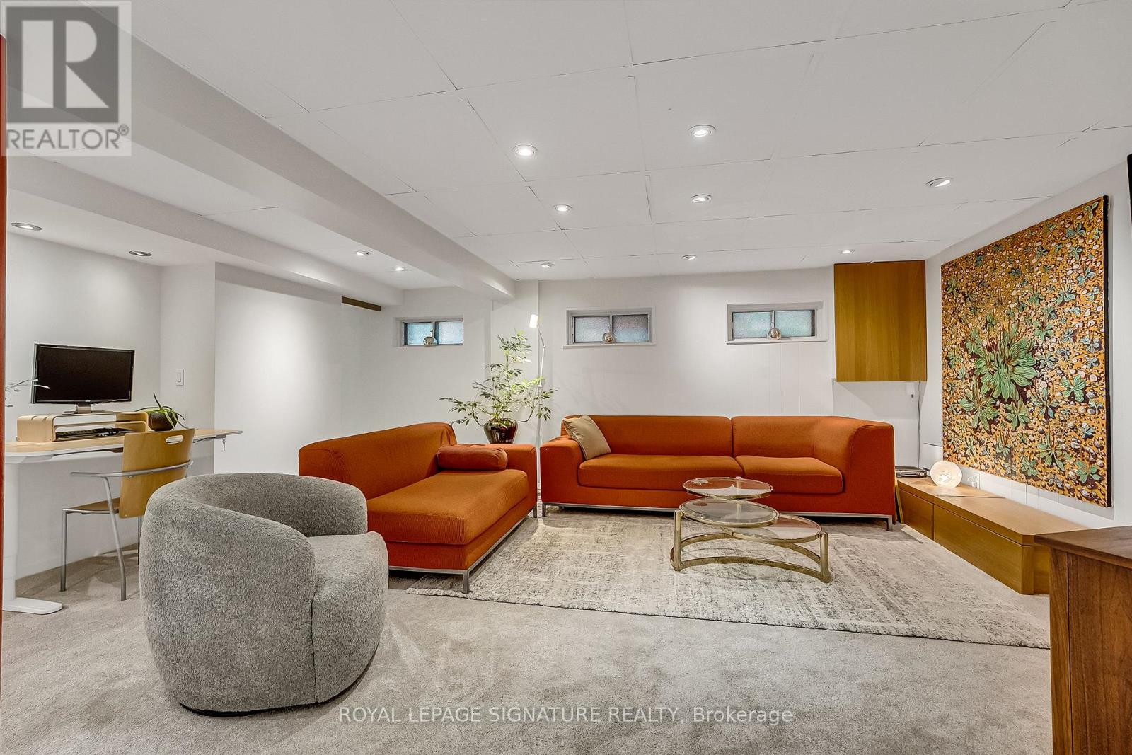 55 HEMFORD CRESCENT - 23