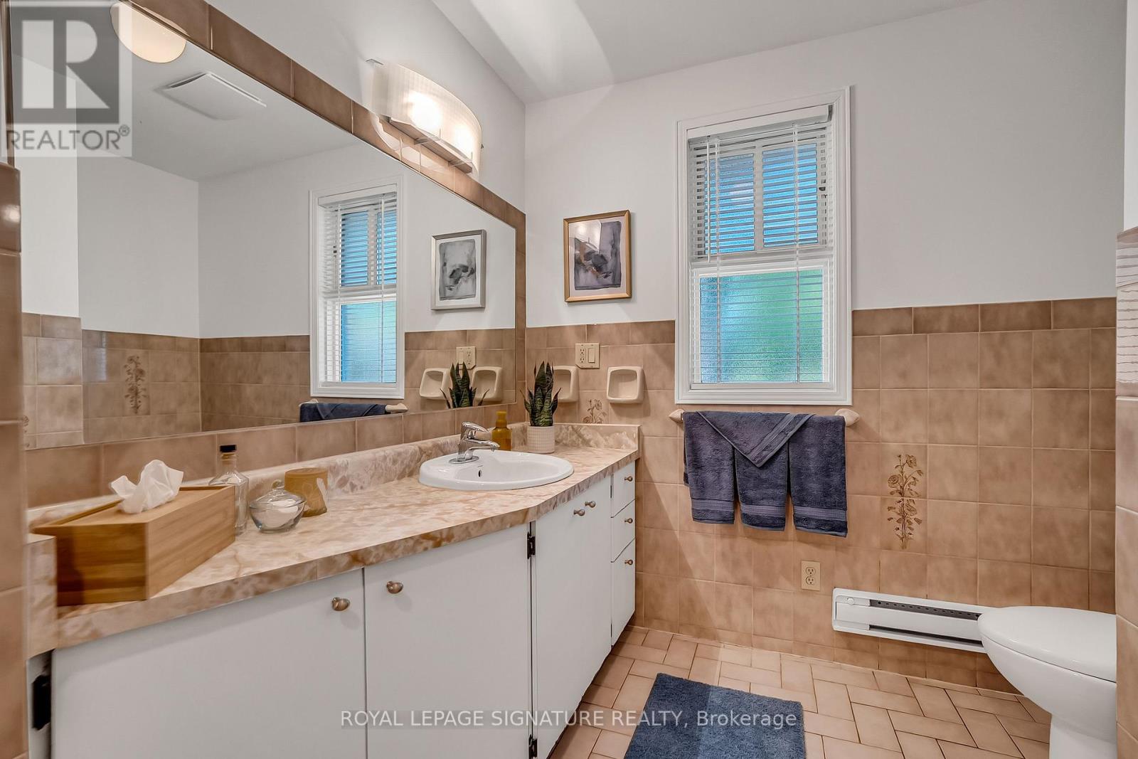 55 HEMFORD CRESCENT - 20