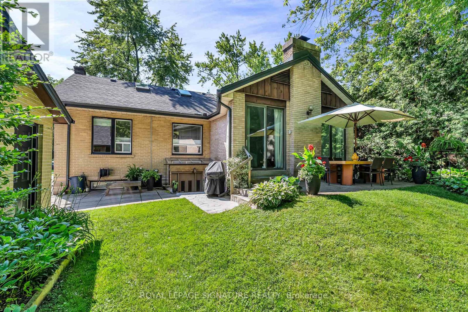 55 HEMFORD CRESCENT - 31