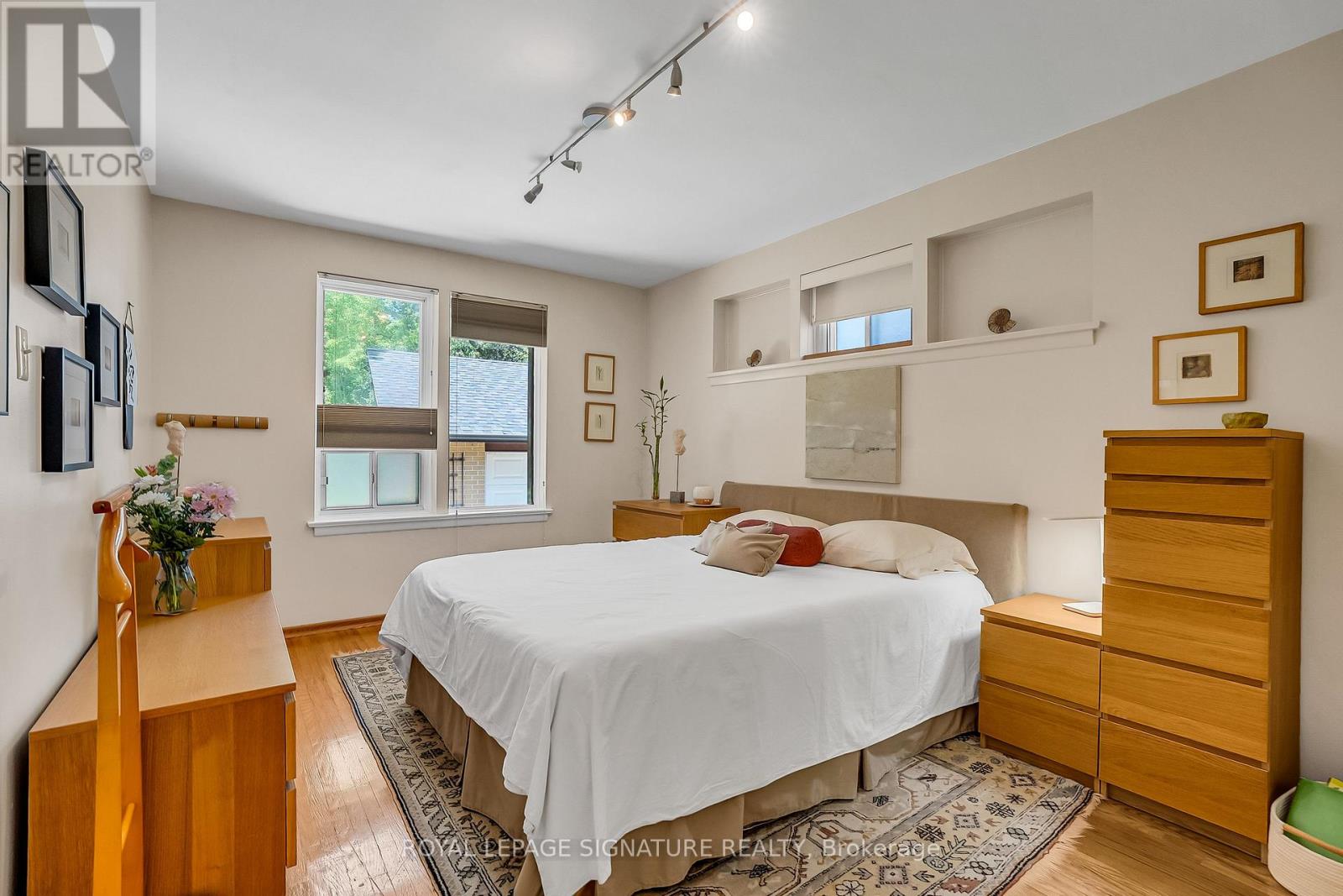 55 HEMFORD CRESCENT - 14