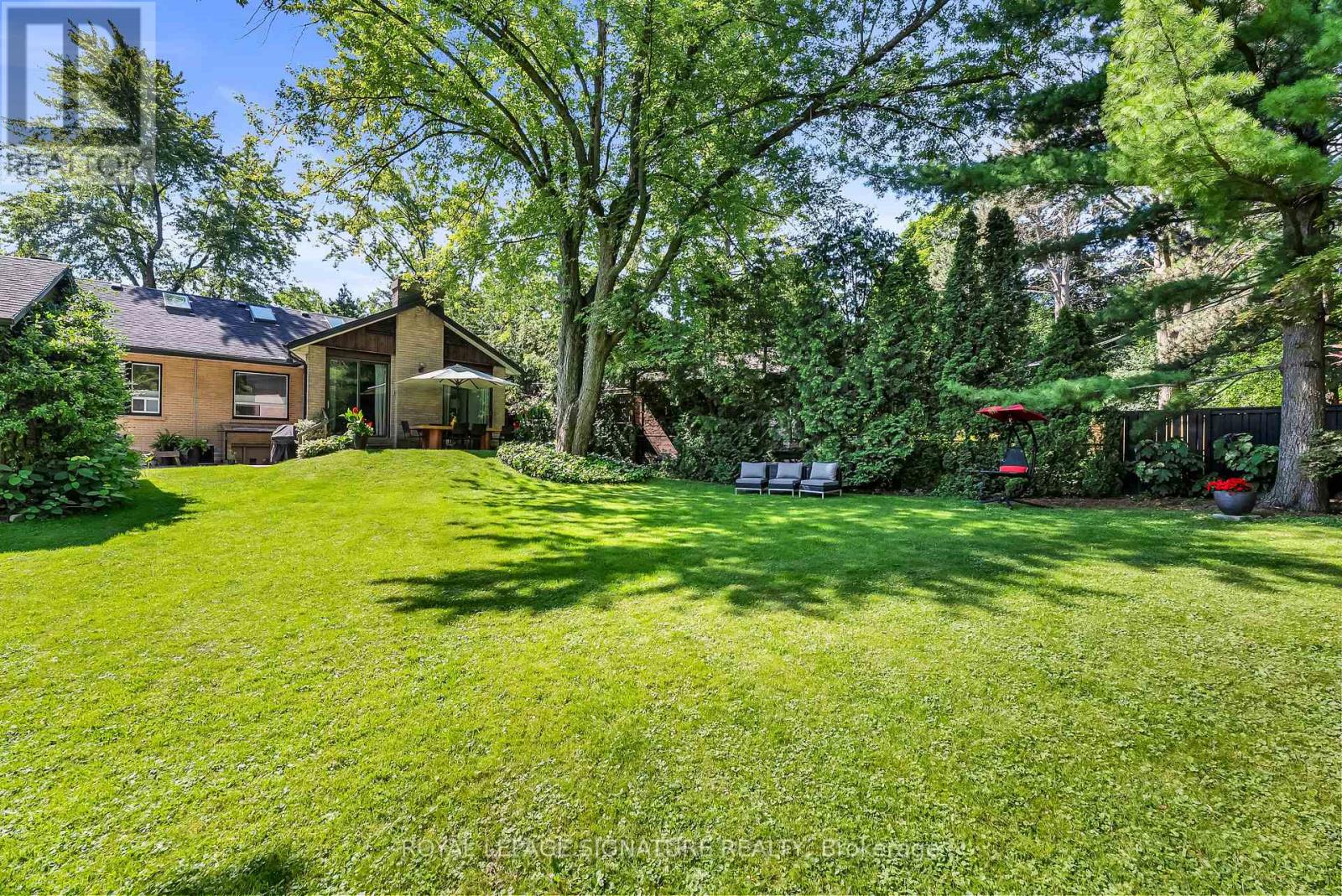 55 HEMFORD CRESCENT - 34