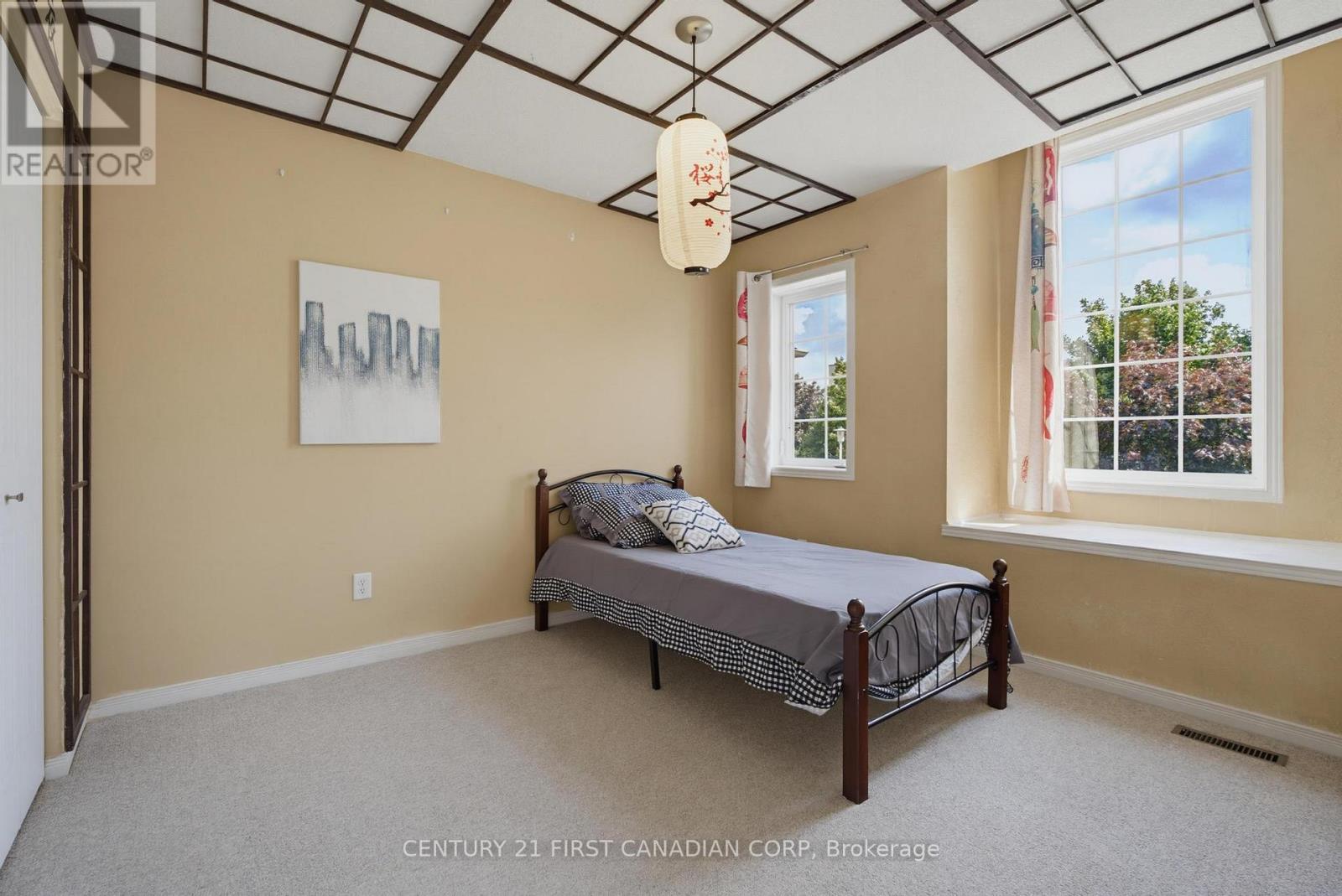 761 BLACKSMITH STREET - 22