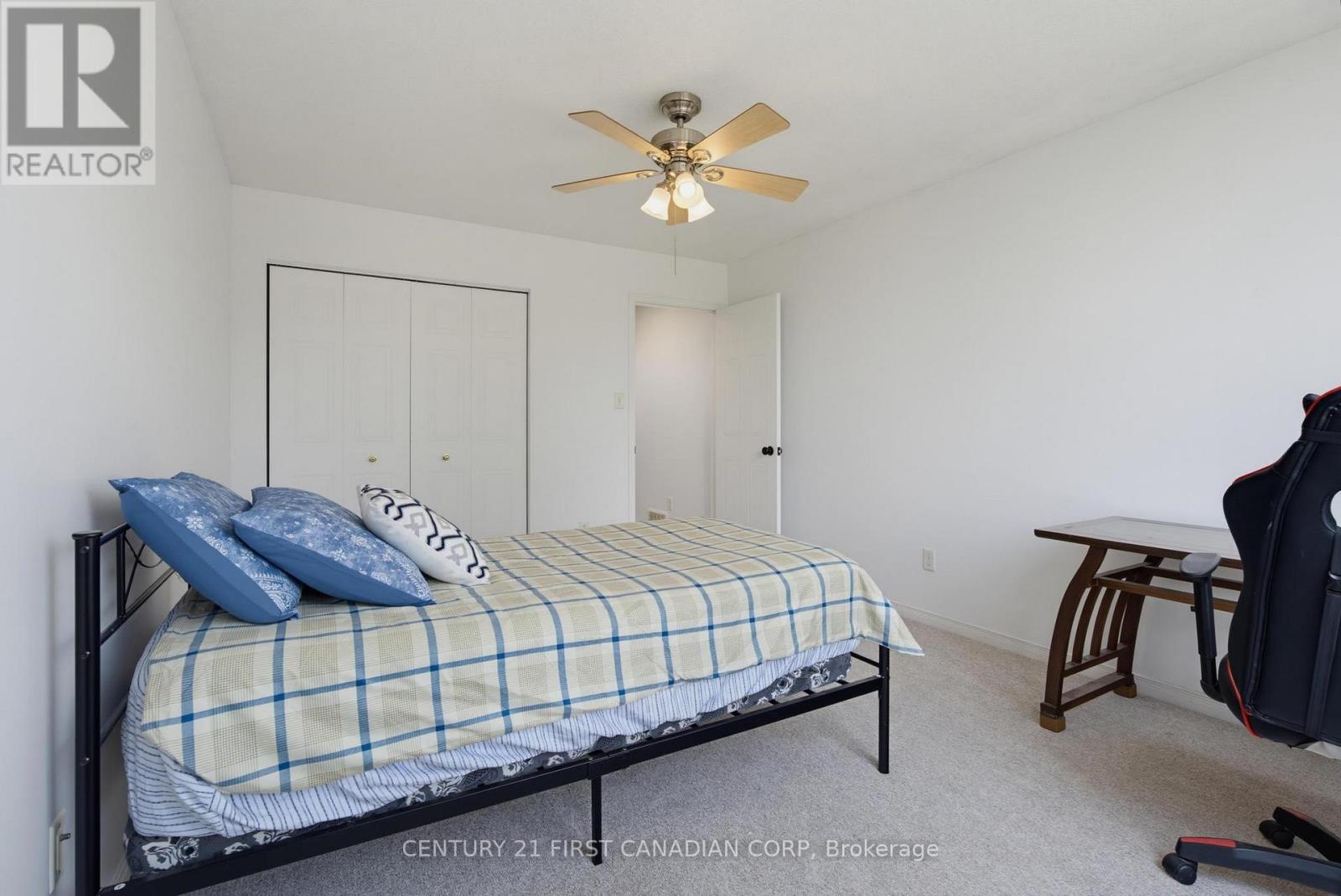 761 BLACKSMITH STREET - 25