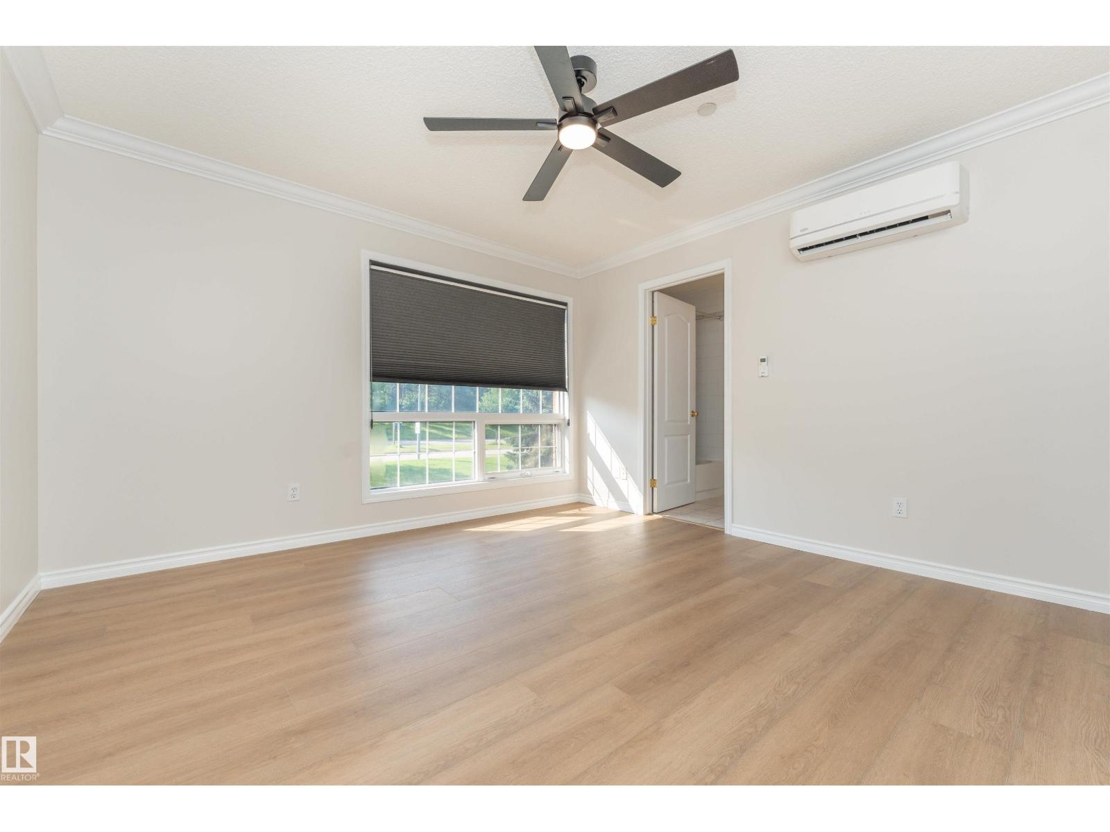 #304 20 ST JOSEPH ST — photo 26