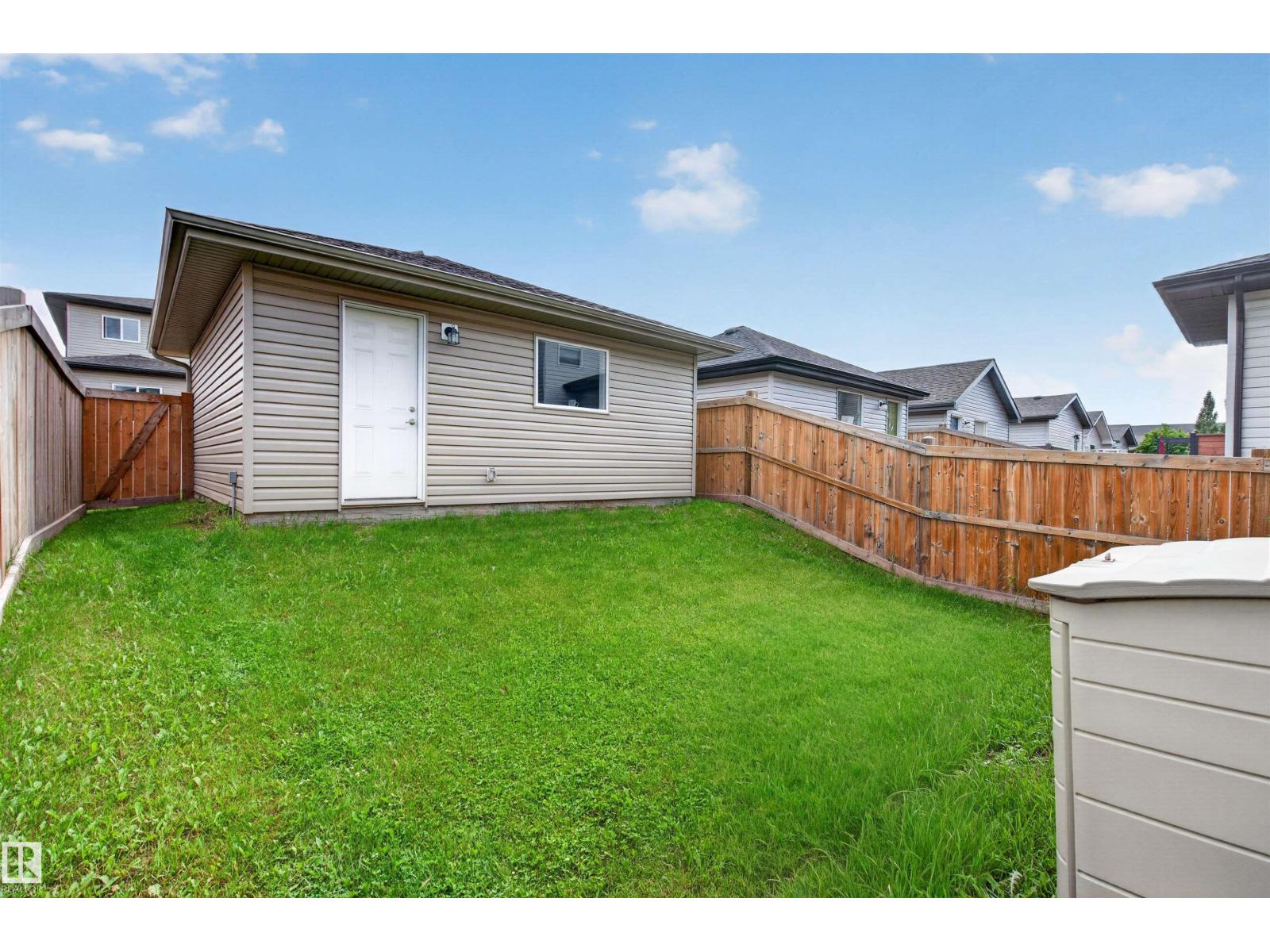 1541 SECORD RD NW - 22