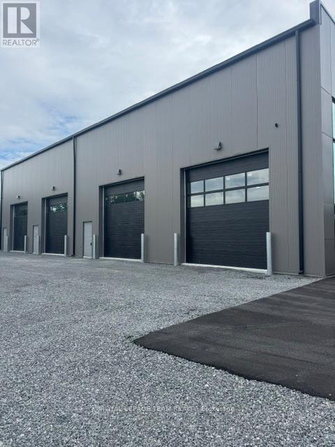 1 Bath Industrial for Rent in Ottawa – 140 REIS ROAD, Ottawa – MLS# X13517070 - Image 4
