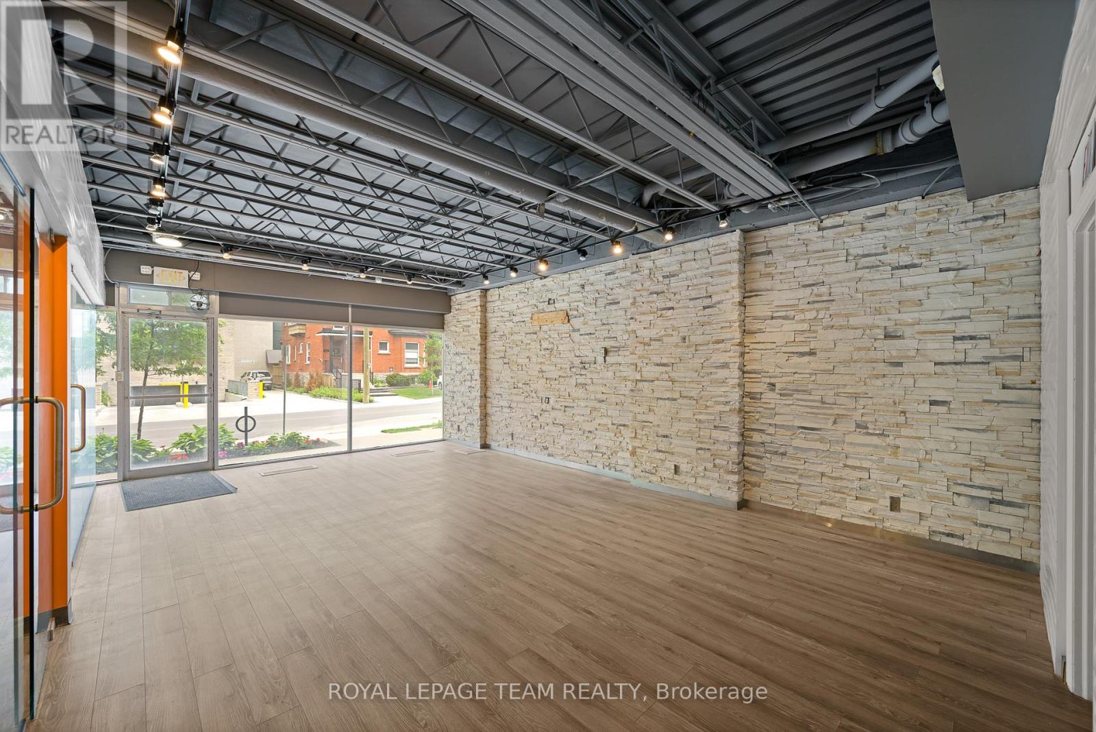Retail for Rent in Ottawa – B – 424 QUEEN STREET, Ottawa – MLS# X13517078 - Image 5